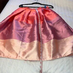 Women Skirt Medium 3